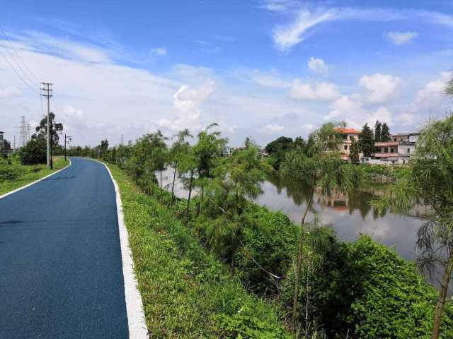 蒼江綠廊岸綠水清